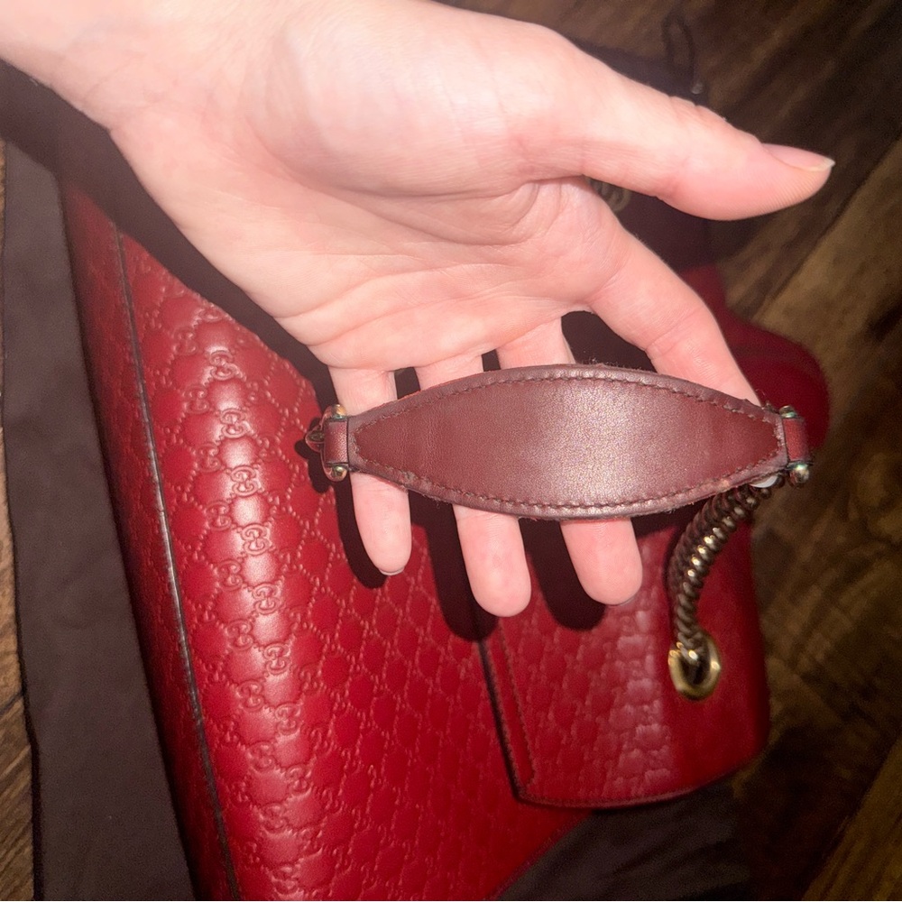 Authentic Gucci Red Leather Emily Bag - Picture 5 of 11